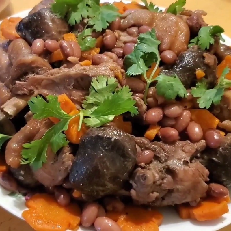 Bước 4 Thành phẩm Gà hầm đậu đỏ