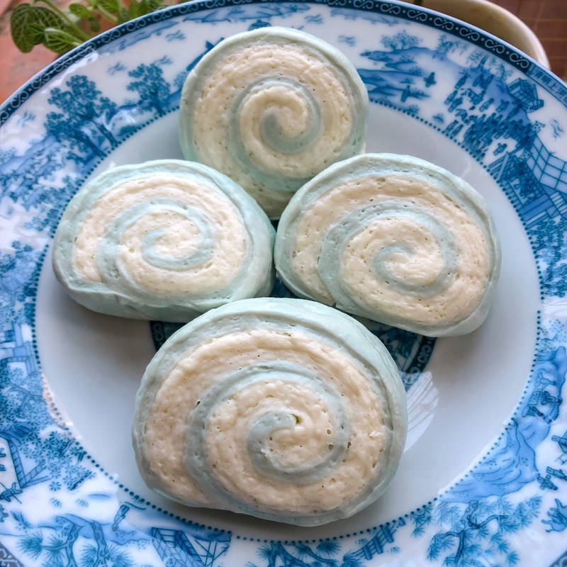 Bước 4 Thành phẩm Bánh bao hoa đậu biếc không nhân