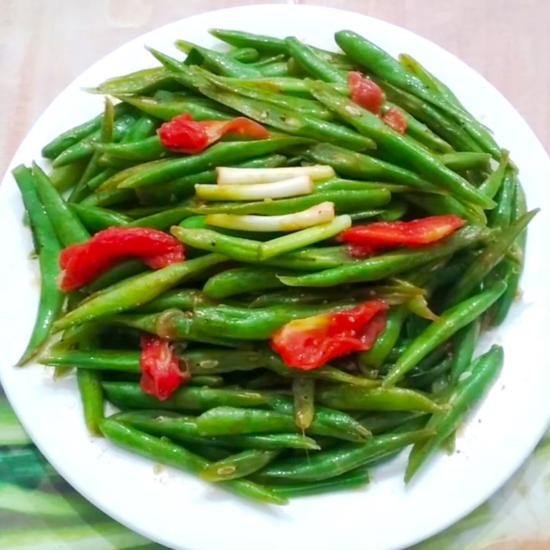 Bước 4 Thành phẩm Đậu que xào cà chua