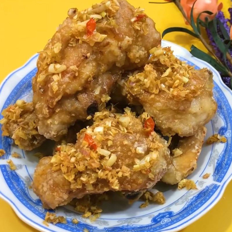 Bước 4 Thành phẩm Gà chiên sả ớt tỏi