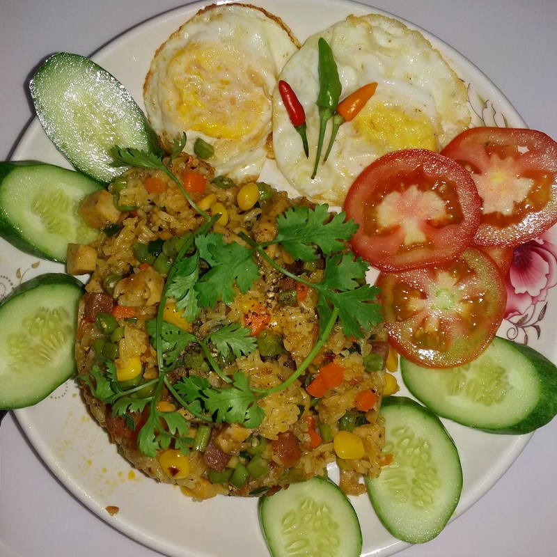 Bước 4 Thành phẩm Cách làm cơm chiên ngũ sắc