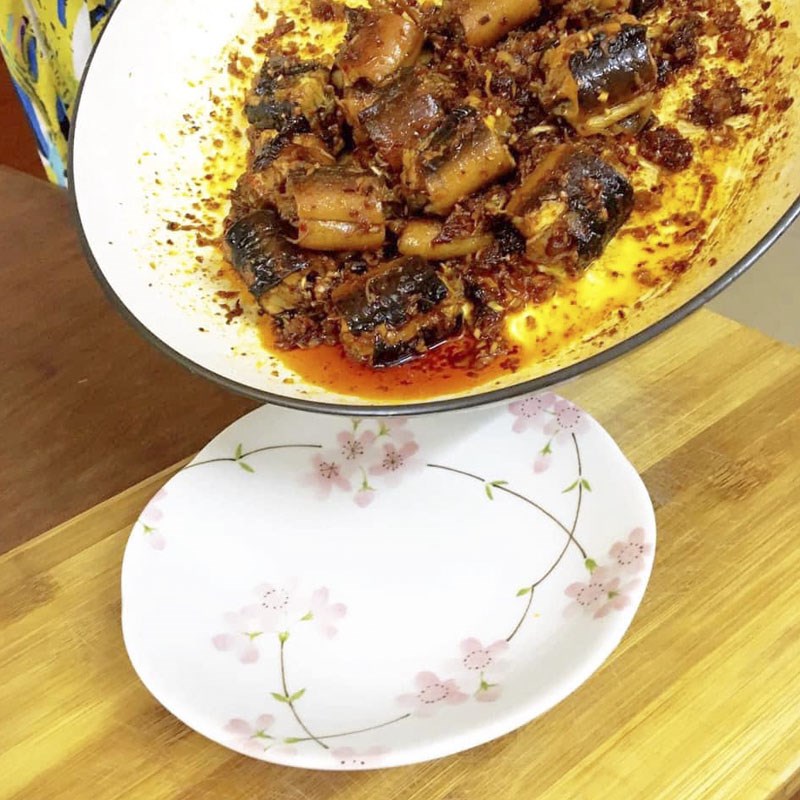 Bước 4 Thành phẩm Lươn xào sả ớt trà khô