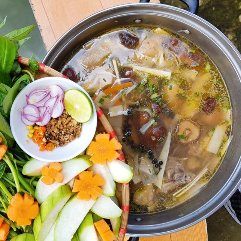 Bước 6 Thành phẩm Lẩu gà măng chua