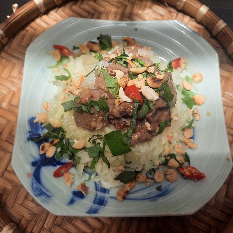 Bước 4 Thành phẩm Thịt bò trộn bắp cải
