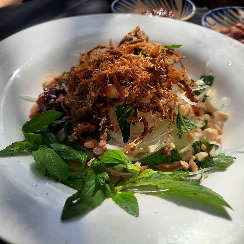 Bước 3 Thành phẩm Gỏi đu đủ khô bò (bò hít)