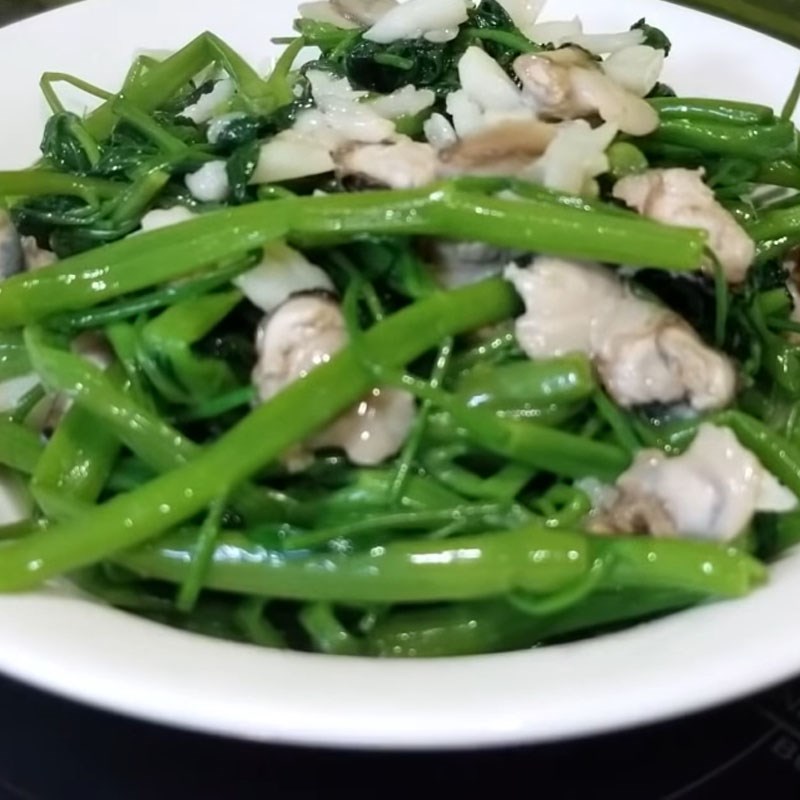 Bước 4 Thành phẩm Hến xào rau muống