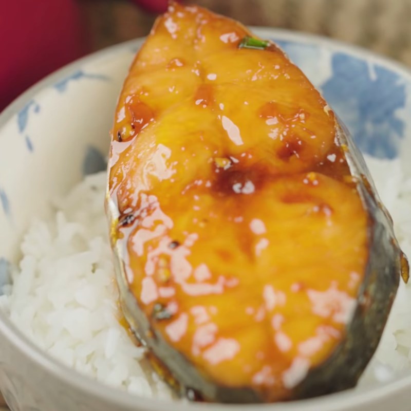 Bước 6 Thành phẩm Cá thu kho mặn ngọt