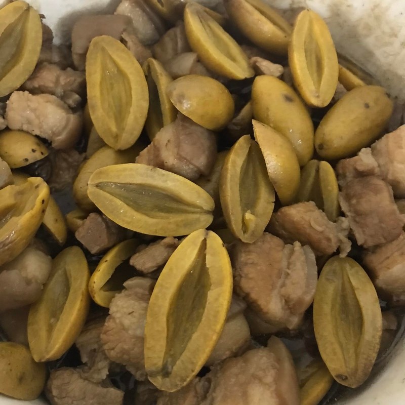 Bước 4 Thành phẩm Thịt kho trám xanh (công thức được chia sẻ từ người dùng)