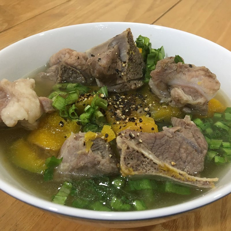 Bước 4 Thành phẩm Canh bí đỏ hầm xương