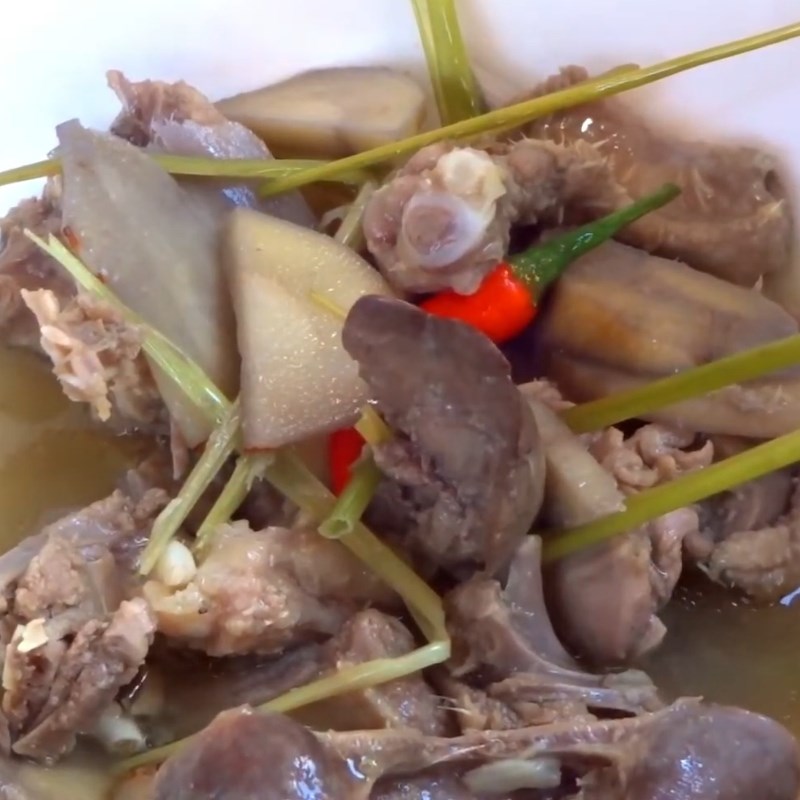 Bước 4 Thành phẩm Vịt kho riềng