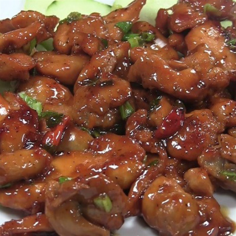 Bước 4 Thành phẩm Gà kho tiêu xay