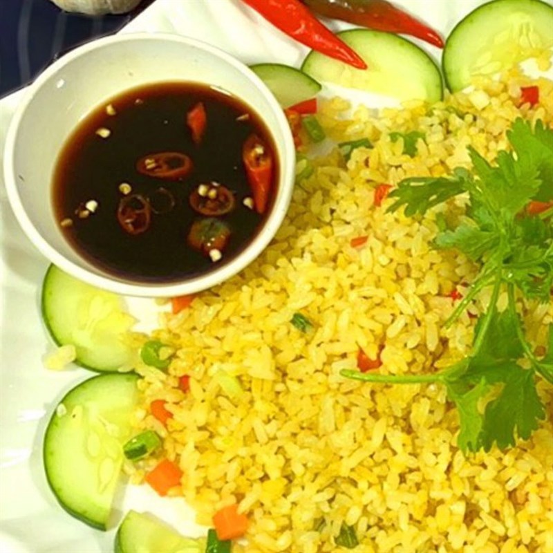 Bước 4 Thành phẩm Cơm chiên bơ tỏi