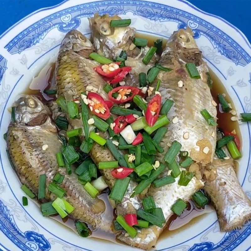 Bước 4 Thành phẩm Cá linh kho mía