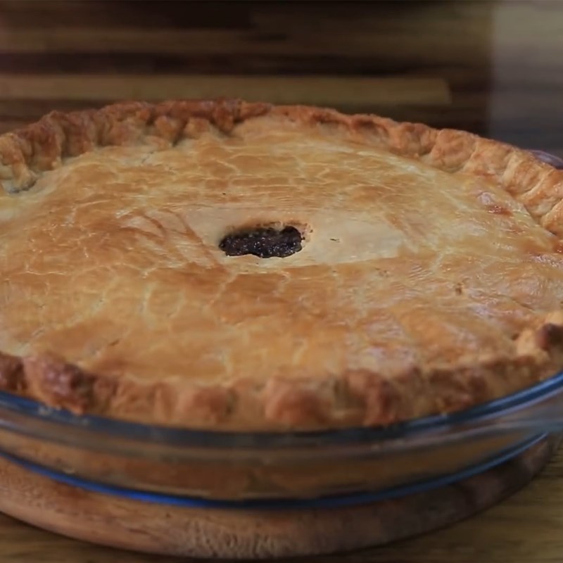 Bước 9 Thành phẩm Bánh khoai tây thịt bò - La tourtiere