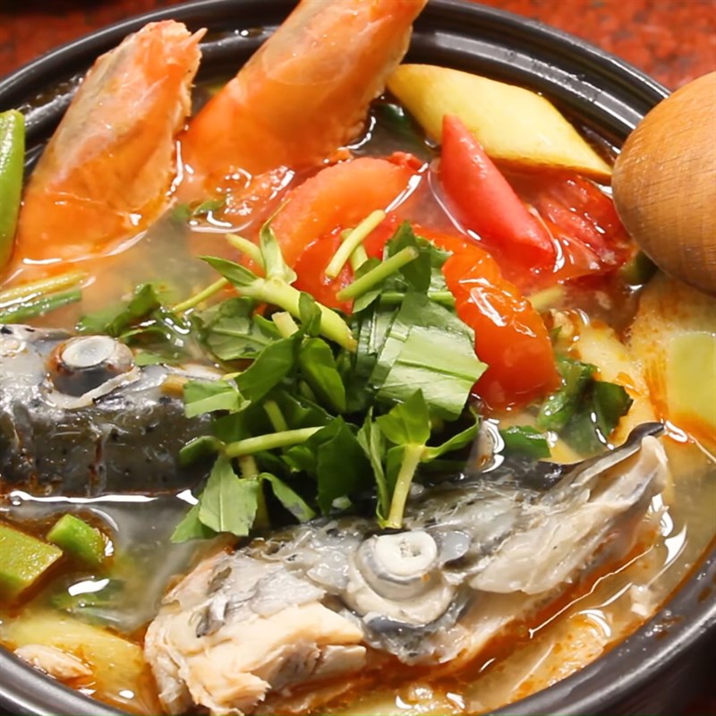 Bước 5 Thành phẩm Canh chua đầu cá hồi với tôm