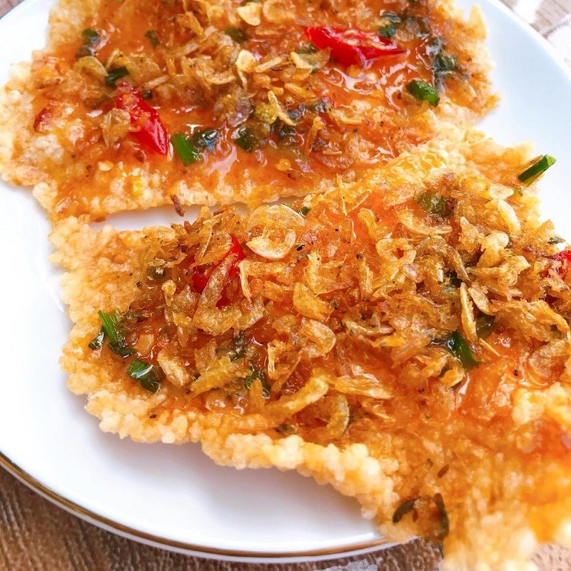 Bước 5 Thành phẩm Cơm cháy chiên nước mắm ăn kèm ruốc tép