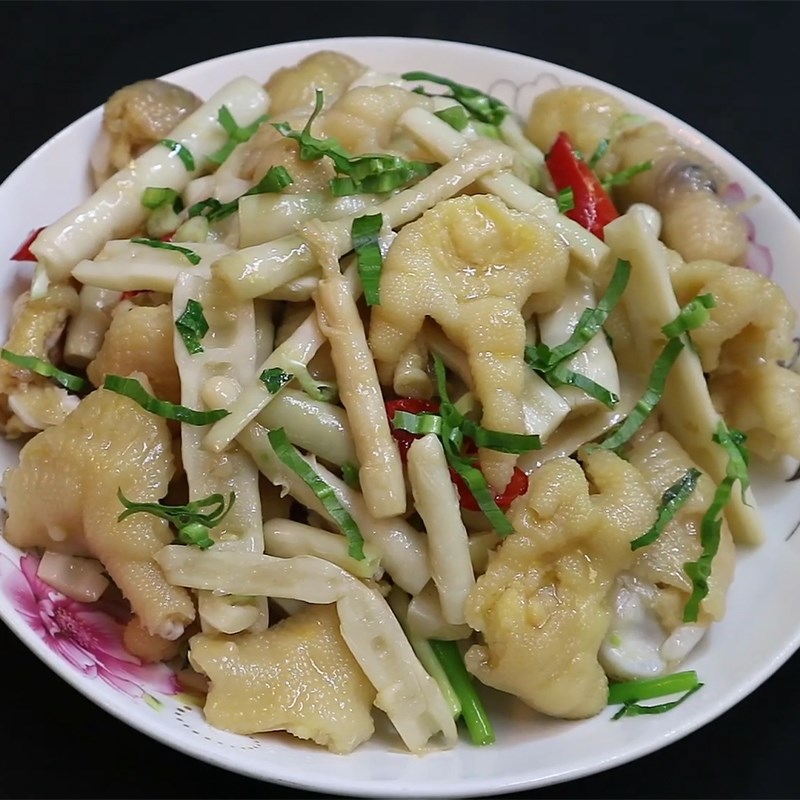 Bước 5 Thành phẩm Chân gà rút xương xào măng chua