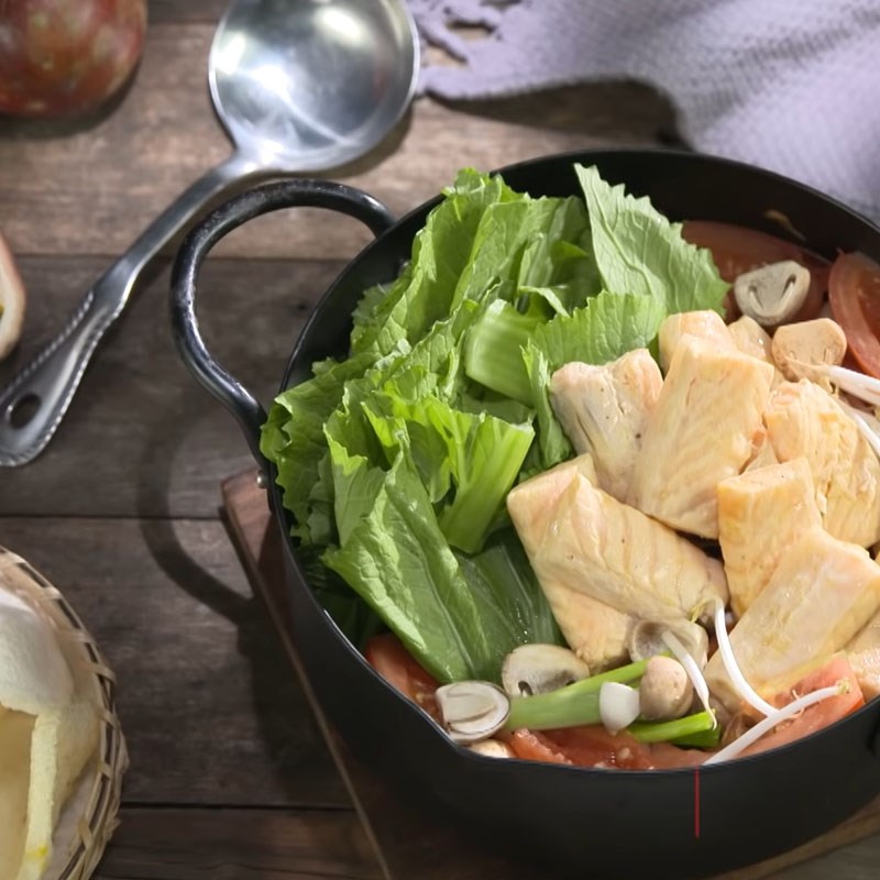 Bước 5 Thành phẩm Lẩu cá hồi chanh dây