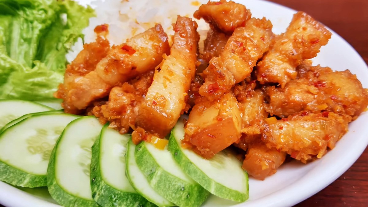 Thịt heo kho sả
