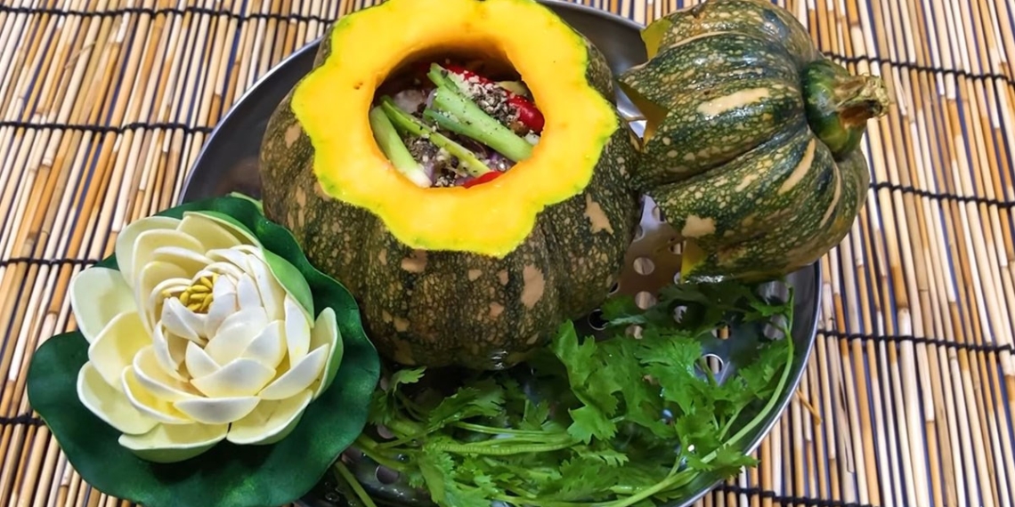 Cách làm óc heo chưng bí đỏ thơm ngon, giàu dinh dưỡng giúp bồi bổ sức khỏe 1 thum1200 1200x676 5