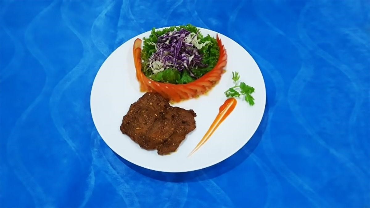 Bò nướng ngũ vị bằng lò than