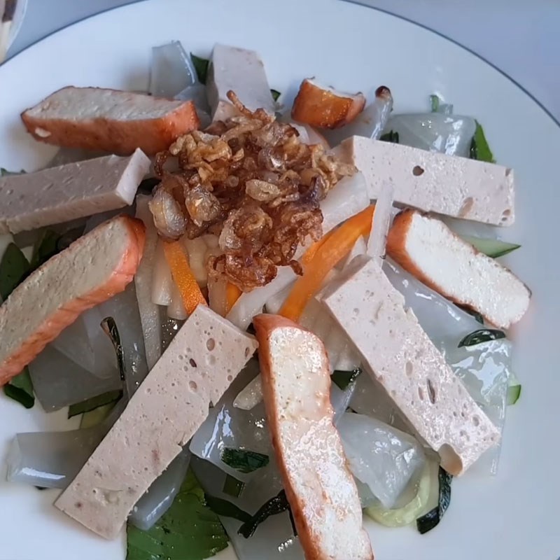 Bước 4 Trình bày Bánh ướt chay
