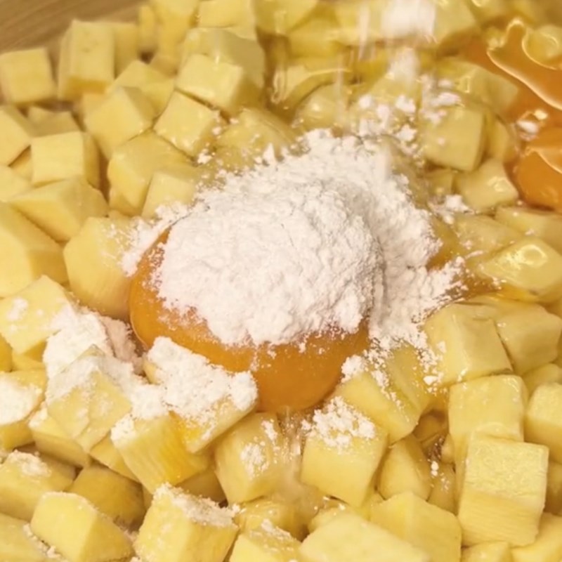 Bước 2 Trộn bột Bánh khoai lang nướng (Công thức được chia sẻ từ Tiktok Cách Nấu Ngon cùng Cách Nấu Ngon)