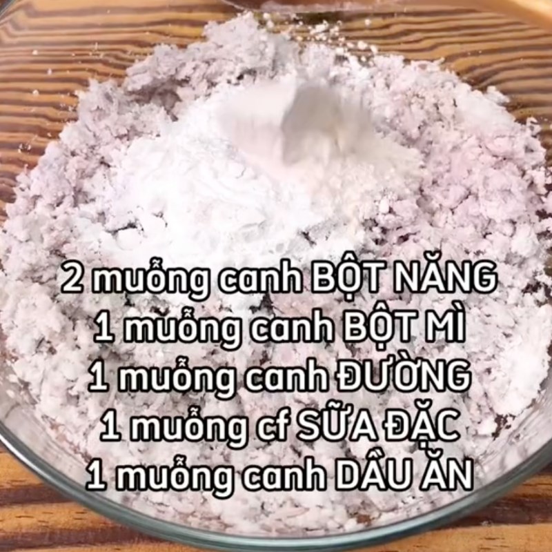 Bước 2 Trộn bột Khoai môn chiên xù nhân phô mai(Công thức từ kênh tiktok Cách Nấu Ngon cùng điện máy XANH)
