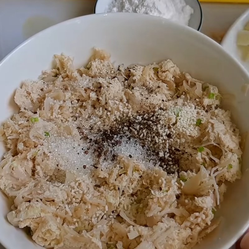 Bước 3 Trộn bột Thịt viên chay