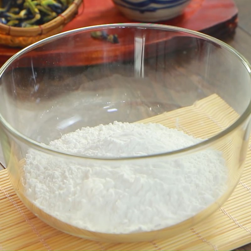 Bước 2 Trộn bột Bánh trôi bánh chay màu sắc