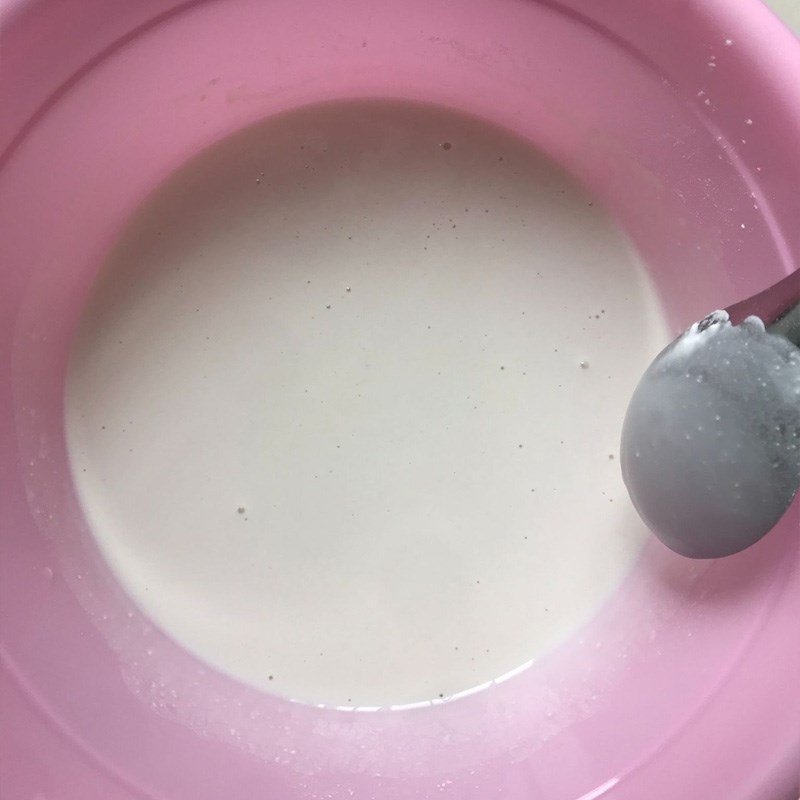 Bước 2 Trộn bột Bánh bắp chiên giòn