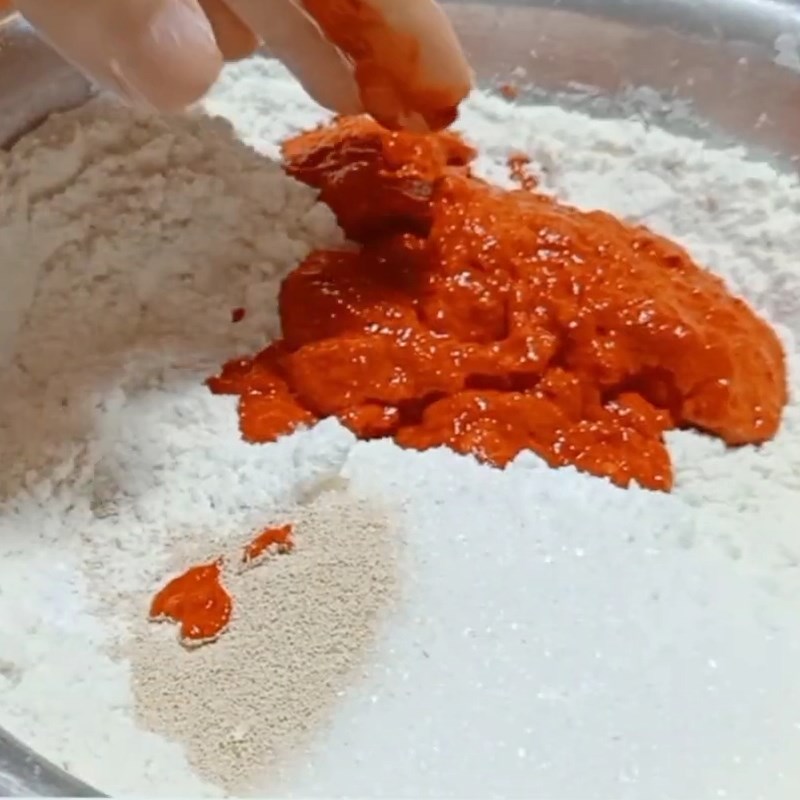 Bước 1 Trộn bột bánh Bánh bao gấc