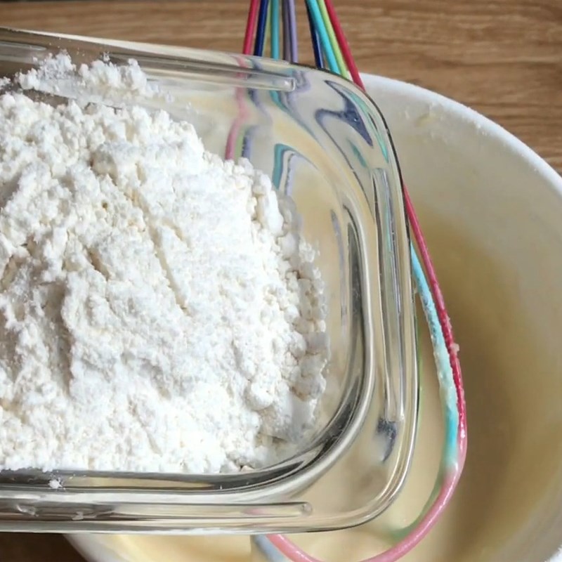 Bước 2 Trộn bột bánh quy cookie bánh quy Danisa bằng nồi chiên không dầu