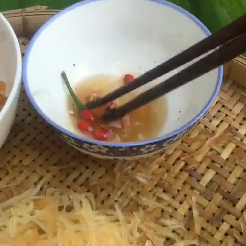 Bước 3 Trộn gỏi Gỏi đu đủ tôm khô