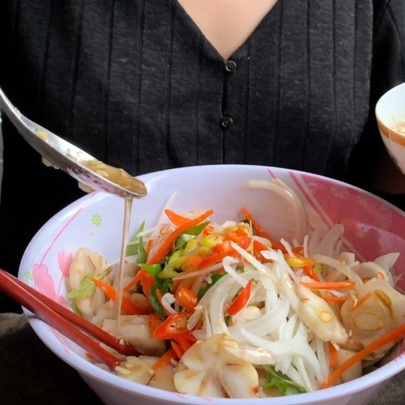 Bước 5 Trộn gỏi Gỏi măng cụt non tôm thịt