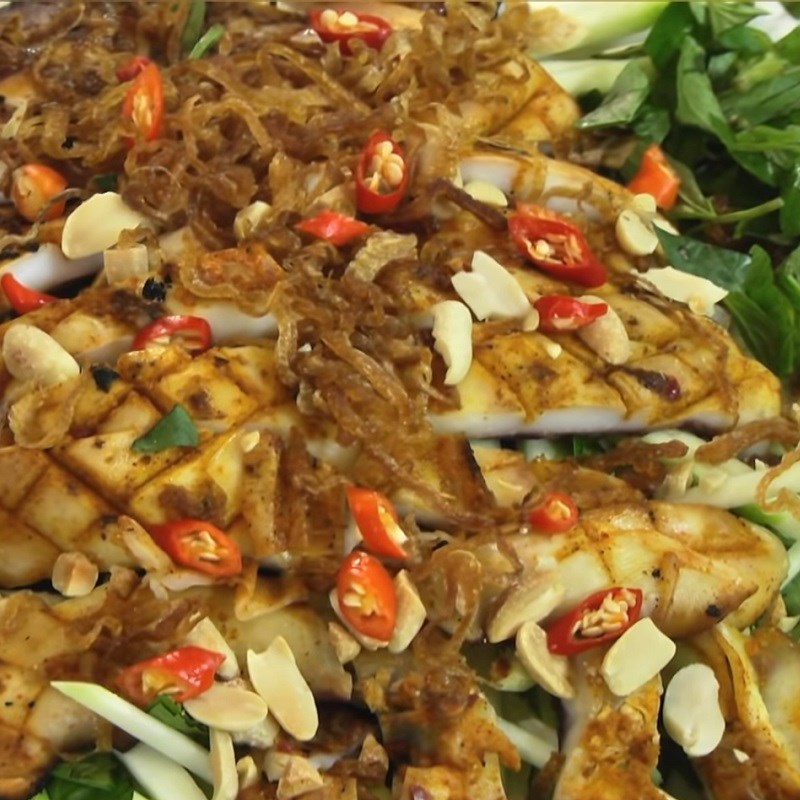 Bước 6 Thành phẩm Gỏi mực xoài xanh nướng cay