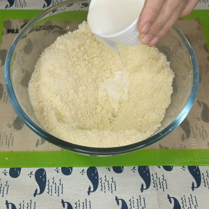 Bước 1 Trộn hỗn hợp bột bánh Bánh quy bơ sữa cosy