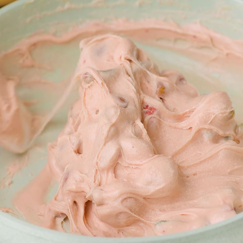 Bước 2 Trộn hỗn hợp làm kẹo Kẹo nougat dâu