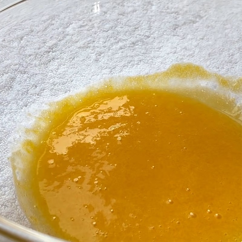 Bước 1 Trộn hỗn hợp trứng phô mai Bánh bông lan phô mai cheese