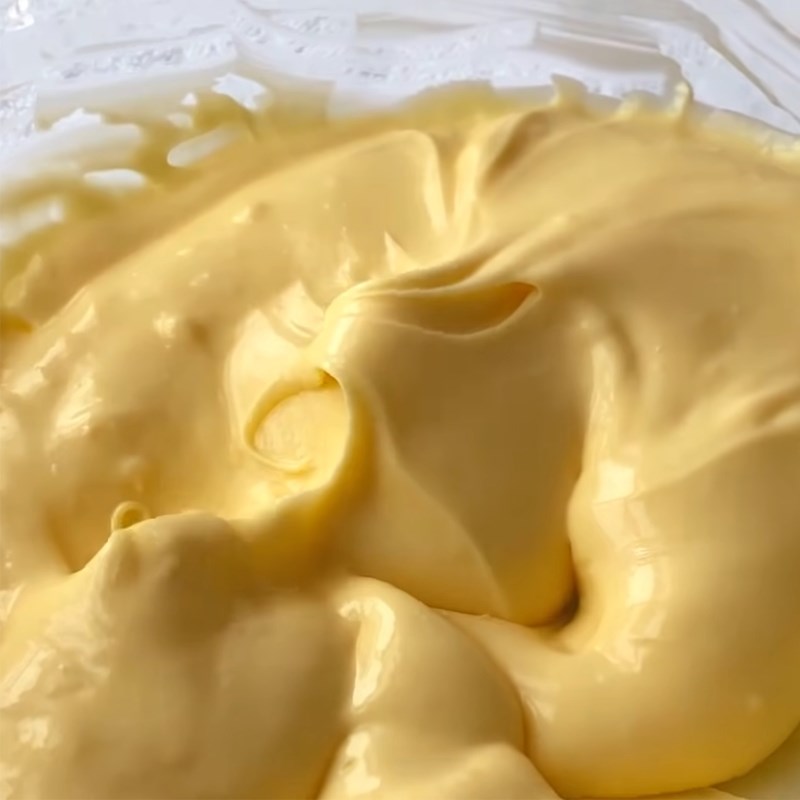 Bước 1 Trộn hỗn hợp trứng phô mai Bánh bông lan phô mai cheese
