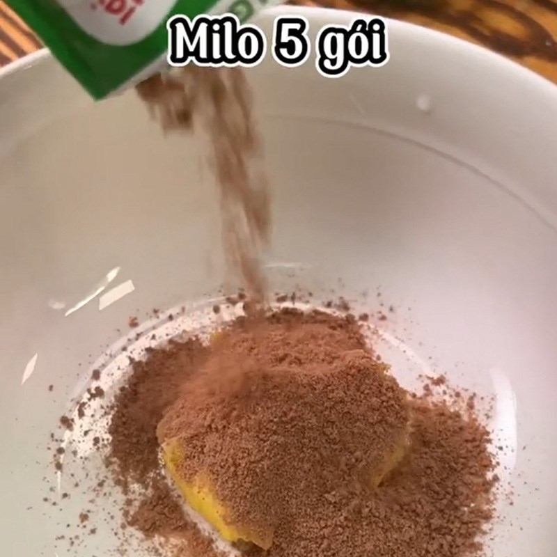 Bước 1 Trộn kem milo Bánh milo phô mai (Công thức được chia sẻ từ TikTok Cách Nấu Ngon cùng Cách Nấu Ngon)