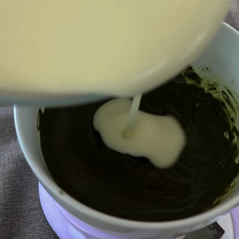 Bước 5 Trộn kem trà xanh Cheesecake trà xanh (matcha)