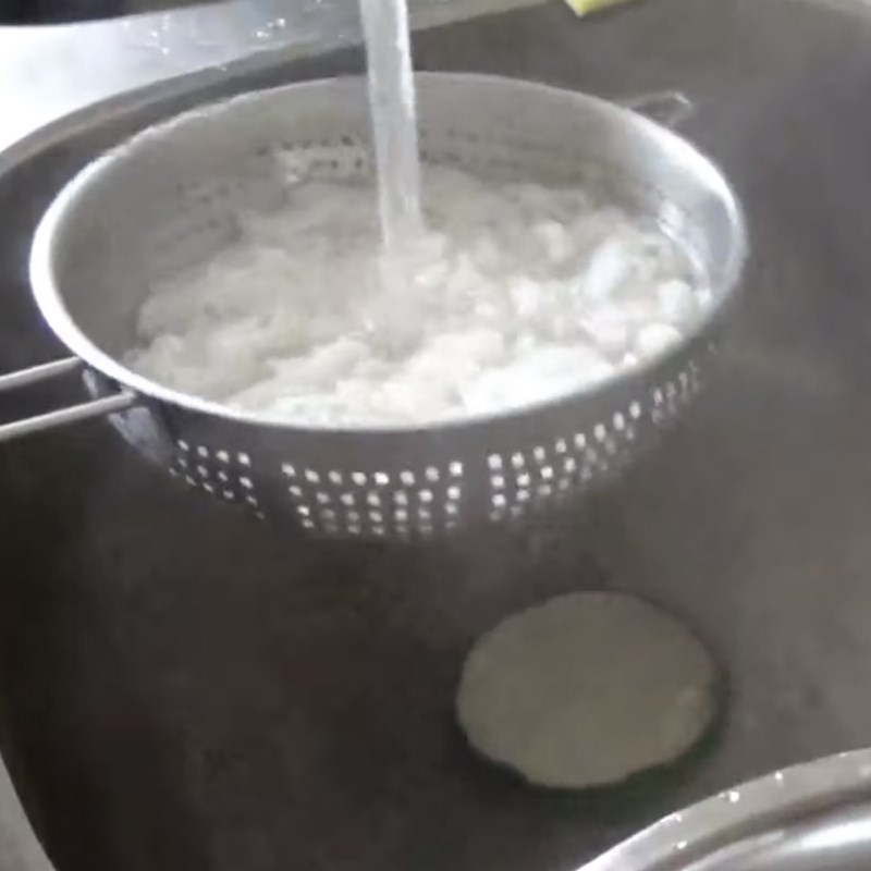 Bước 3 Trụng phở Phở heo