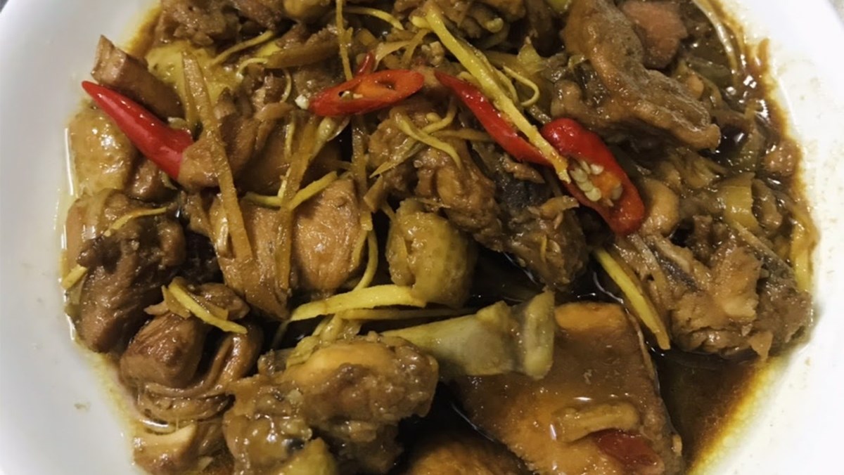Ức gà kho gừng