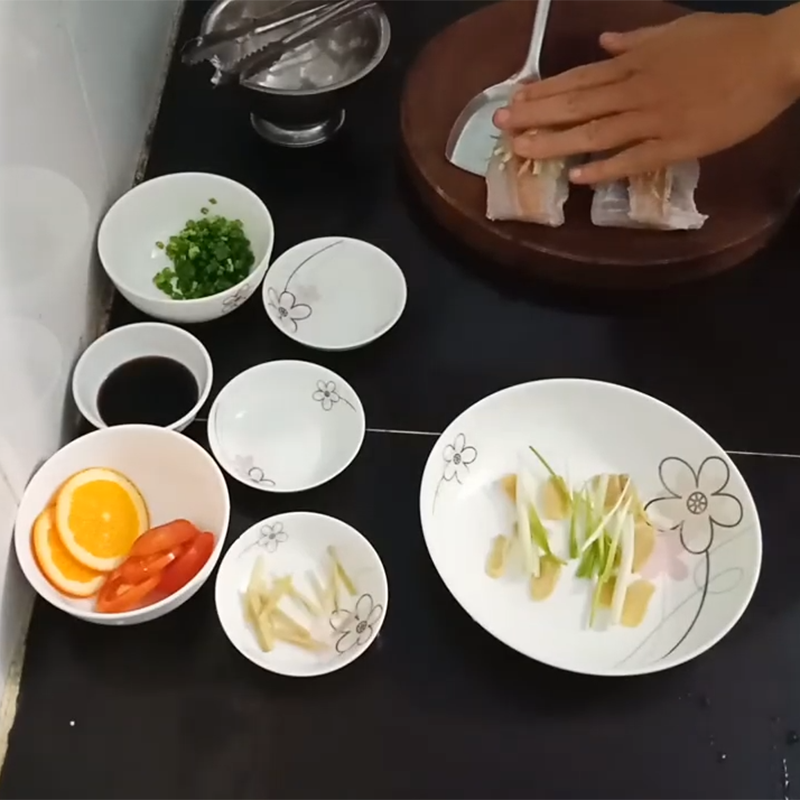 Bước 2 Ướp cá Cá basa hấp xì dầu