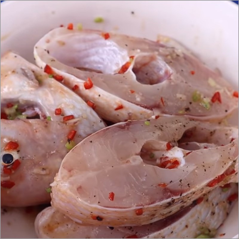 Bước 2 Ướp cá diêu hồng Cá diêu hồng kho tiêu