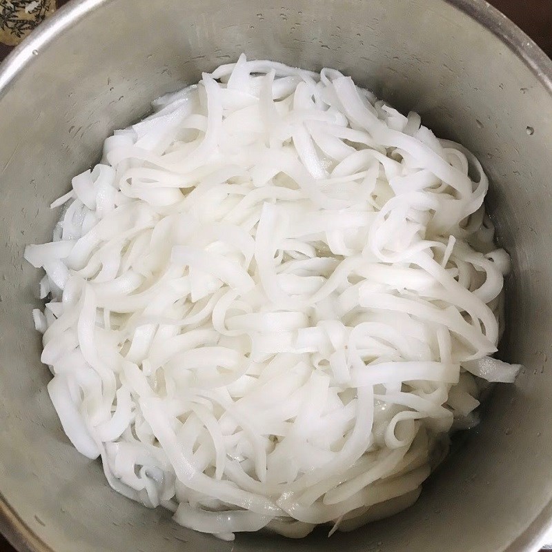 Bước 3 Ướp cơm dừa với đường Mứt dừa sữa (công thức được chia sẻ từ người dùng)