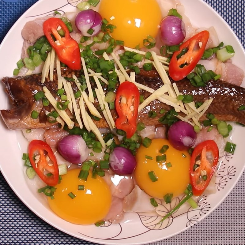 Bước 3 Ướp gia vị Mắm cá lóc chưng