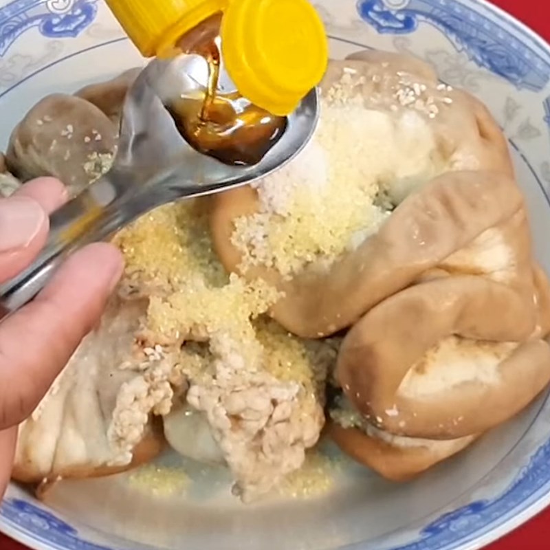 Bước 2 Ướp phèo bò Lòng bò non ( phèo bò) khìa nước dừa