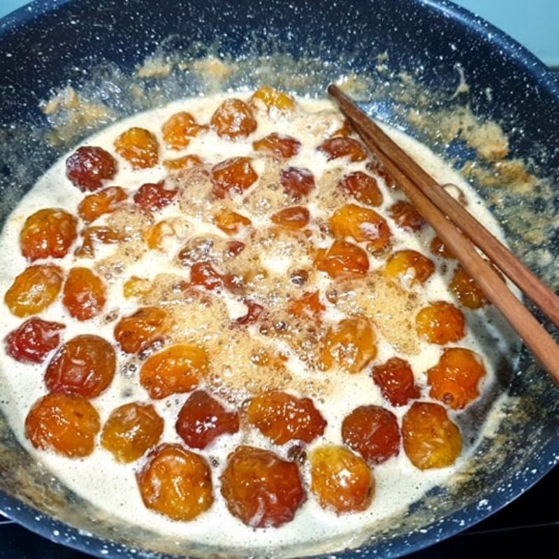 Bước 3 Ướp, sên mứt táo Mứt táo ta bằng nước vôi (Công thức được chia sẻ từ người dùng)